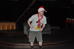 Christmas Unwrapped, a Collective Creation production photo 19