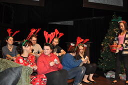 Christmas Unwrapped, a Collective Creation production photo 08