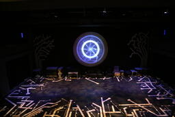Patience set design
