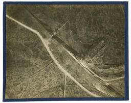   Railway through the cutting West of St. Quentin   : Front