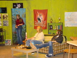 Moonchildren production photo 05