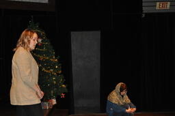Christmas Unwrapped, a Collective Creation production photo 06